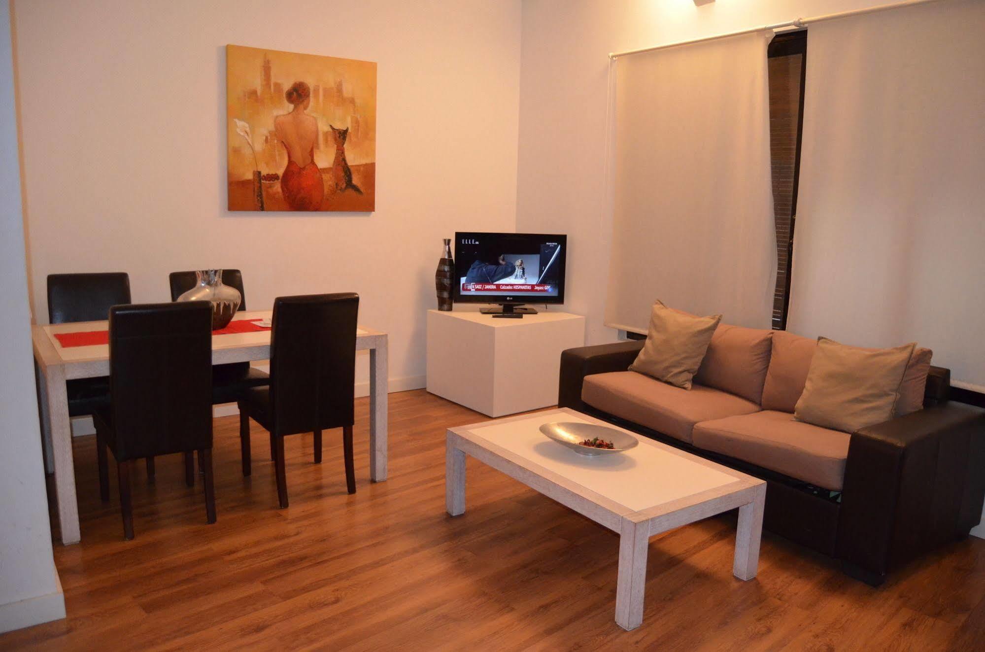 Apartamentos Coronado Малага Экстерьер фото